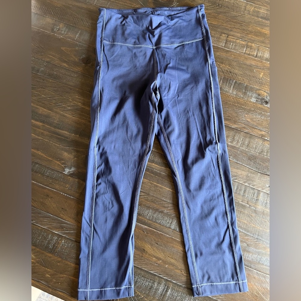 Athleta Ultimate Stash Capri S